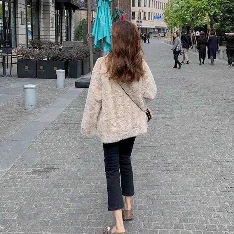 Imitation Rabbit Plush Fur Winter 2021 Thick Loose Korean Bowknot Buttons Bow Short Lamb Furry Jacket Female Kawaii High Street