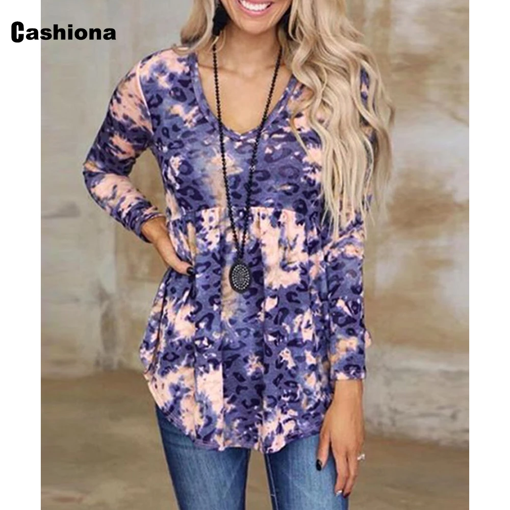 

Cashiona Plus Size Women Leisure Casual T-shirt Boho Leopard Print Shirts Loose V-neck Basic Top 2021 Autumn Tees Clothing 5XL