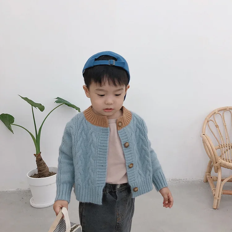 Осенне-зимний модный свитер со жгутами контрастного цвета кардиганы для