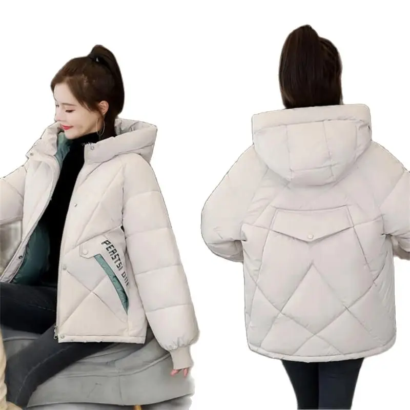 

2021 новая короткая зимняя куртка женская куртка Толстая Теплая стеганая одежда с капюшоном и надписью парки зимнее женское пальто свободног...