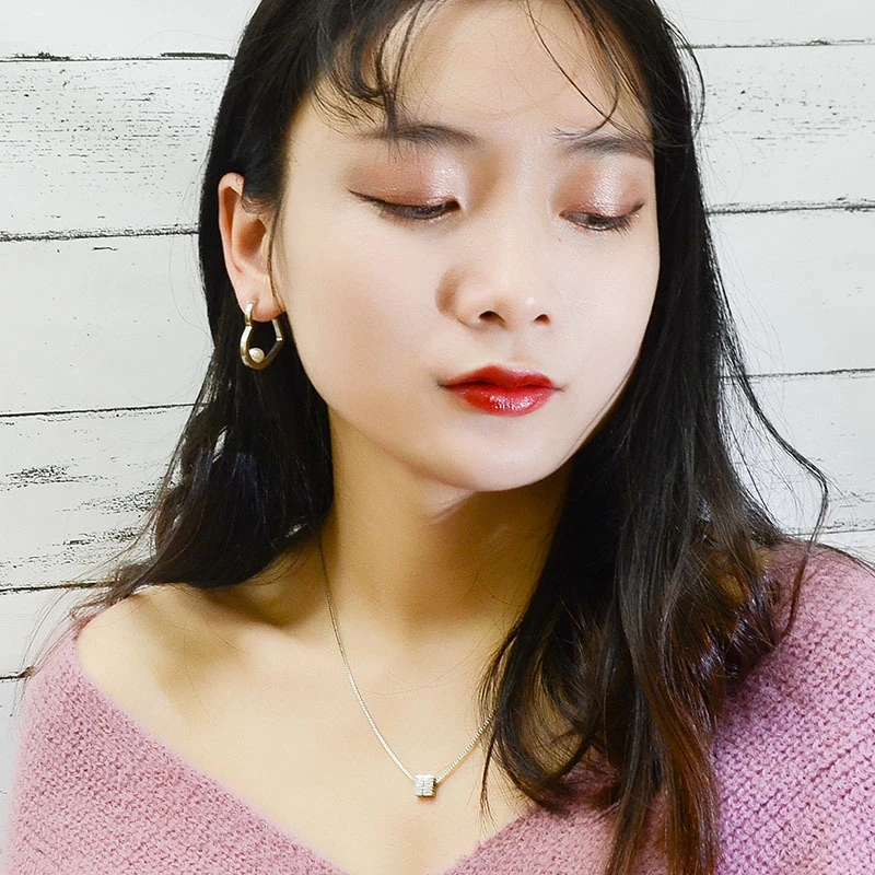 

2020 Simple Lovely Heart Hoop Earrings With Pearl Classical Gold Color Stainless Steel Ear Cuff Bohemian Jewelry For Women Gifts