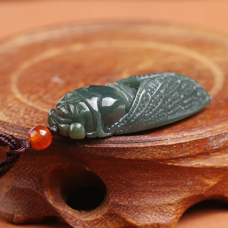 Лидер продаж ожерелье из натурального нефрита с кулоном Цикада ручной работы