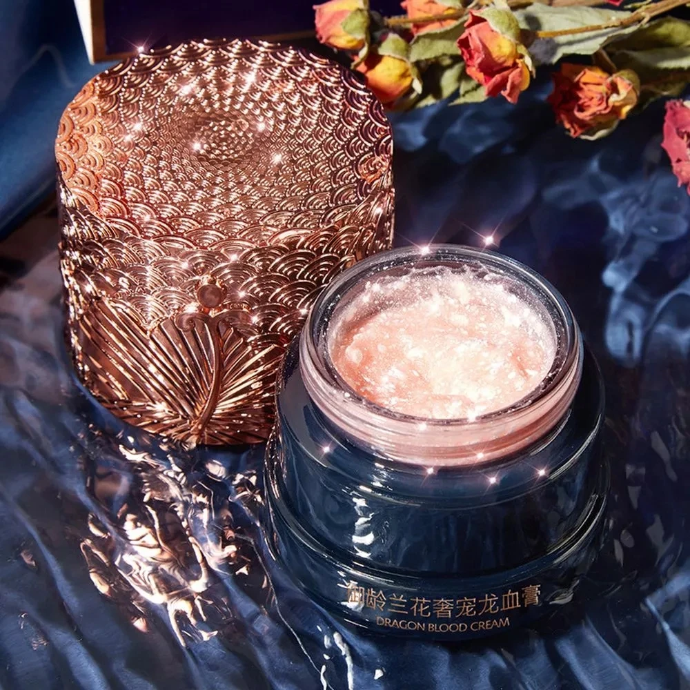 

Dragon Blood Cream Essence Lady Face Cream Moisturizing Anti Aging Wrinkle Whitening Day Cream For Face Skin Care Serum