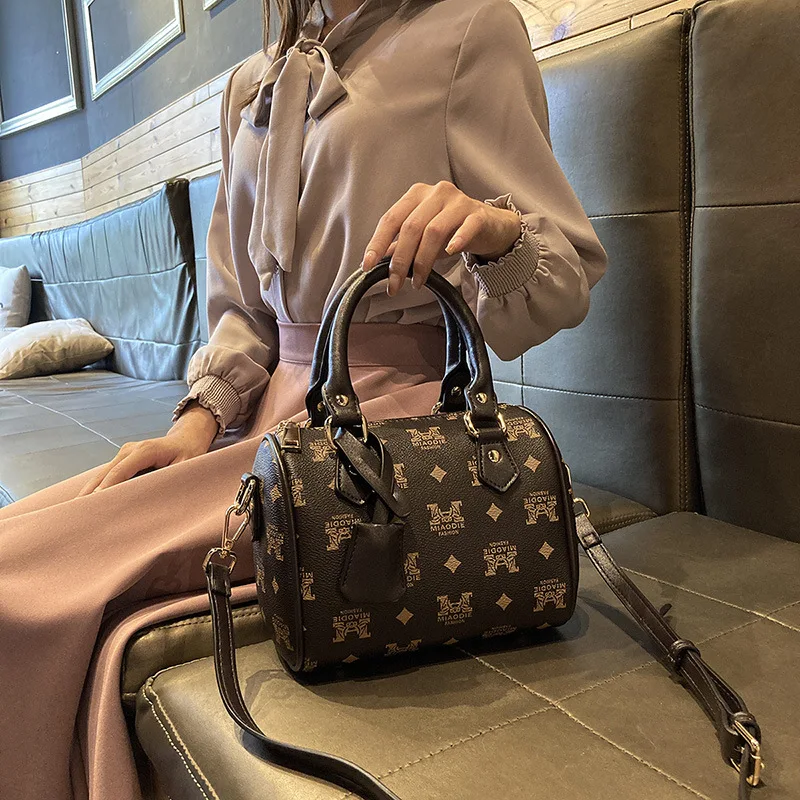 

Genuine Leather Women Boston Pillow Bags 2021 New Fashion Classical Print Handbag Ladies Designer Purse and Handbags Luis Vuiton