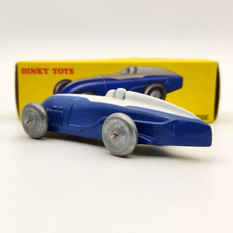 Коллекция автомобилей из коллекции Tiguan Dinky Toys 23A AUTO DE COURSE 1:43