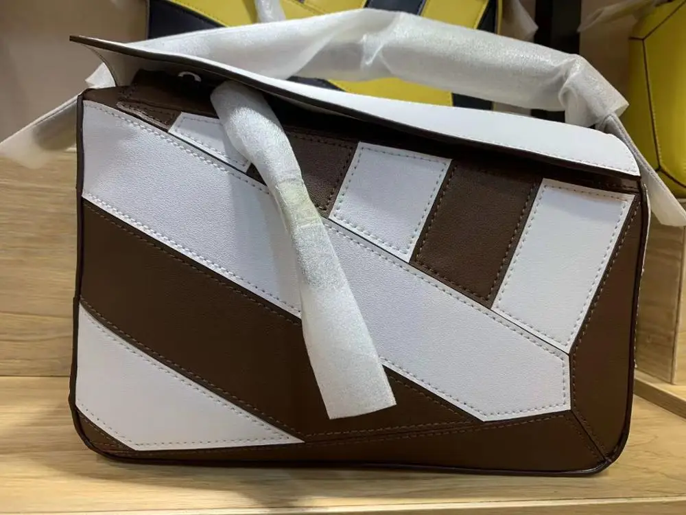 

free shipping2020 the new style nice panelled genuine cow leather women handbag one shoulder bag crossbody bag 4 color 24cm