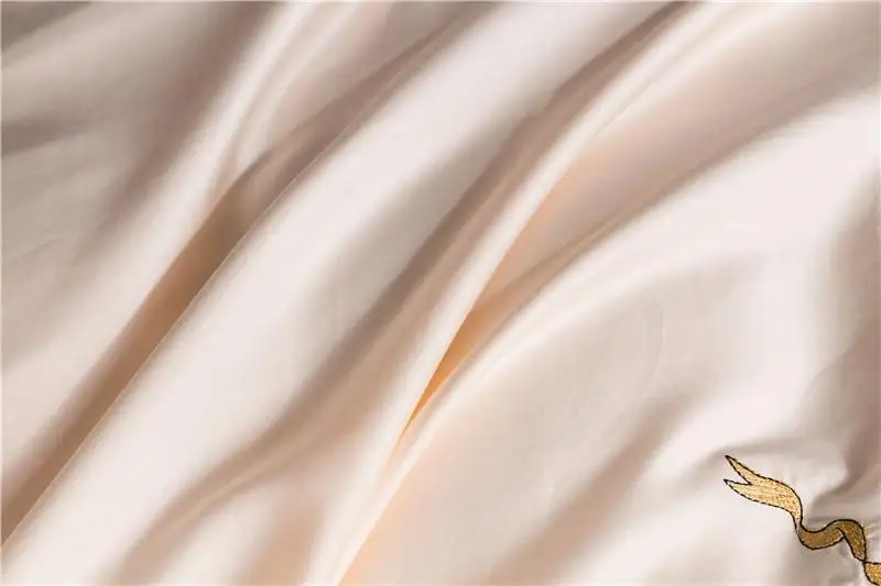 

40Egyptian cotton 4pcs Bedding Sets Embroidery Bedding set Bed Linen Duvet Cover Bed Sheet Pillowcase/bed Set