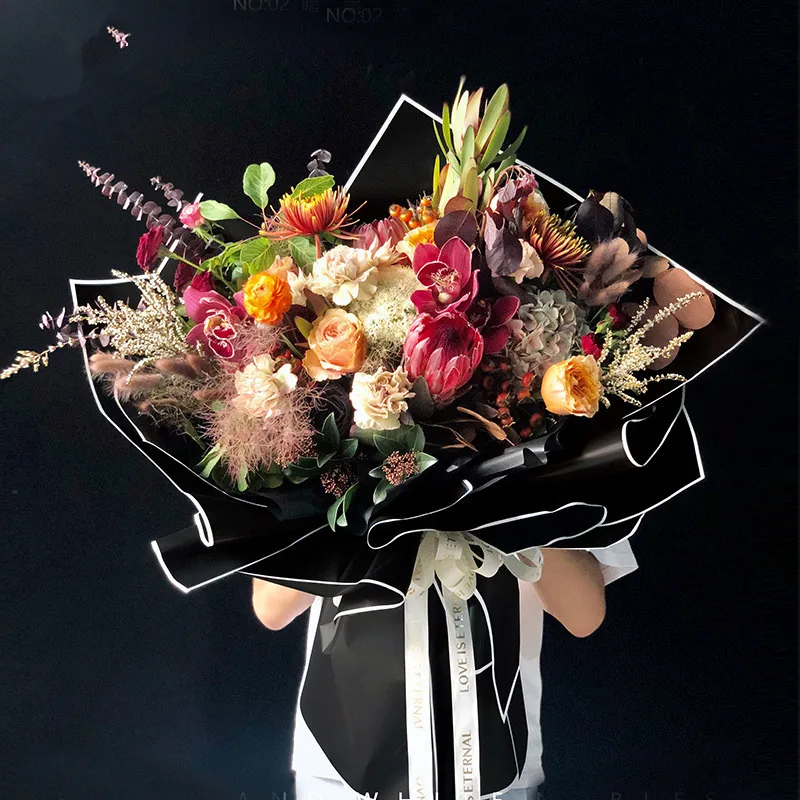 Бумага для упаковки цветов водонепроницаемая черно-белая 60 см 20 шт. | Дом и сад