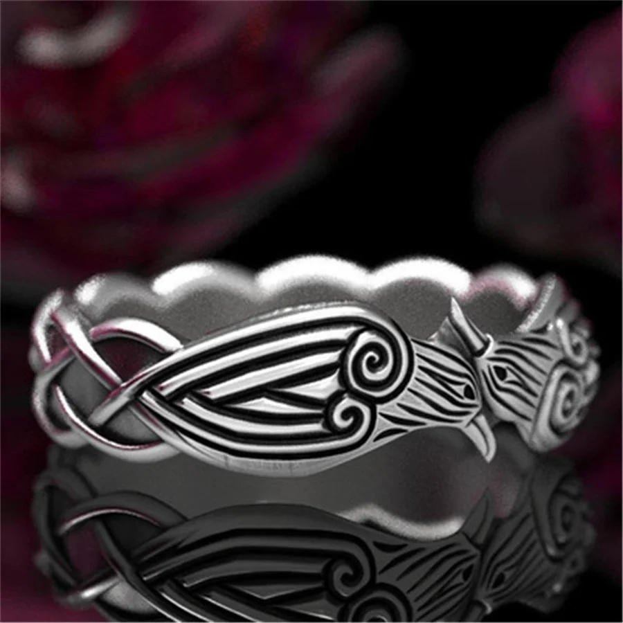 

new Gothic Vintage Engraving Woodpecker Pattern Silver Ring Men And Women Ring Personality Fashion Punk Animal Ring Accessories