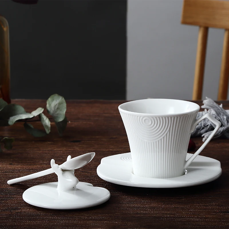 

Набор из 4 белых керамических кофейных чашек с крышкой и тарелкой, ложек, кружек для молока, посуда для кофе, контейнер для чая и воды, Органай...