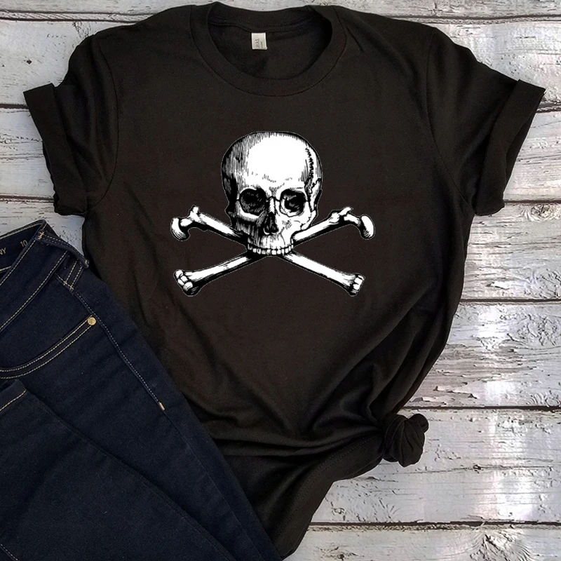 

Skull and Crossbones Graphic Tee Aesthetic Women Witch Movie Top Halloween Horror Movie Clothing Cartoon Vintage Print
