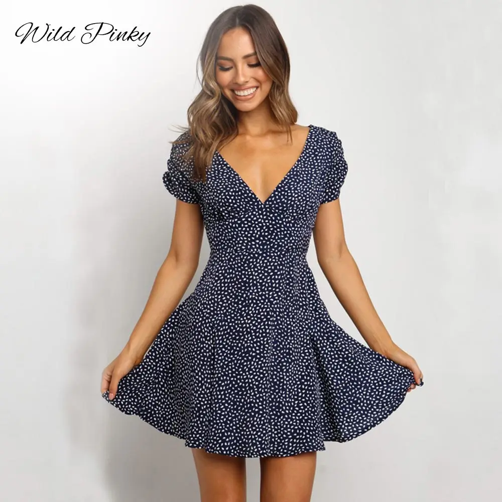 Женское пляжное платье WildPinky летнее трапециевидной формы с коротким рукавом