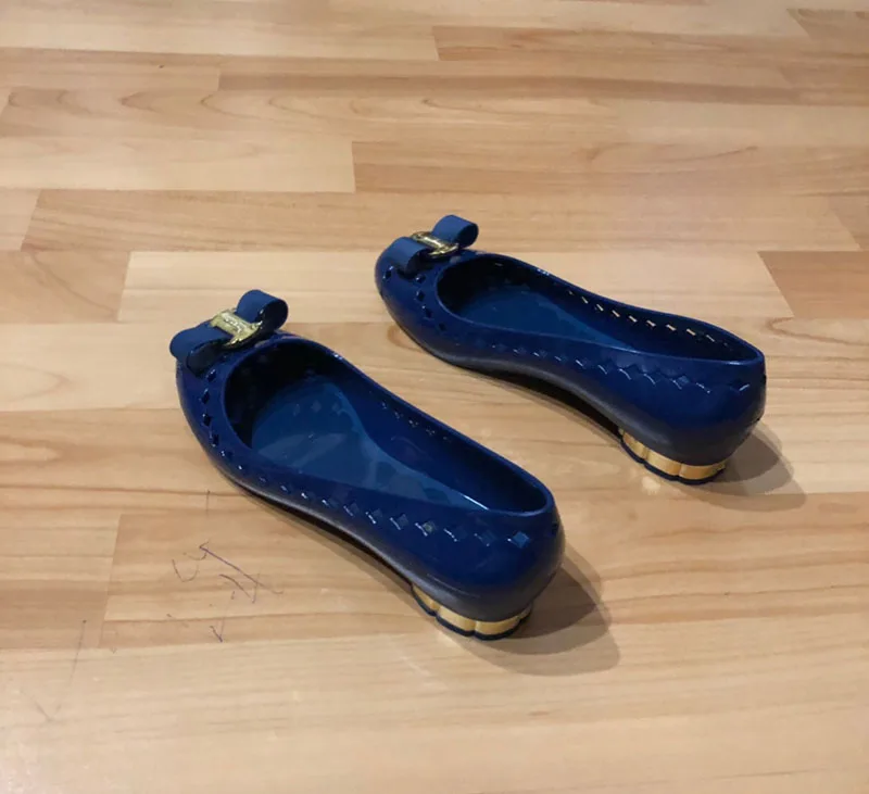 Women Dress Shoes Peach Peacock Flats Metal Drop Shipping Hollow Out Slip On Jelly Round Toe Bow Breathable Cute Patent Leather