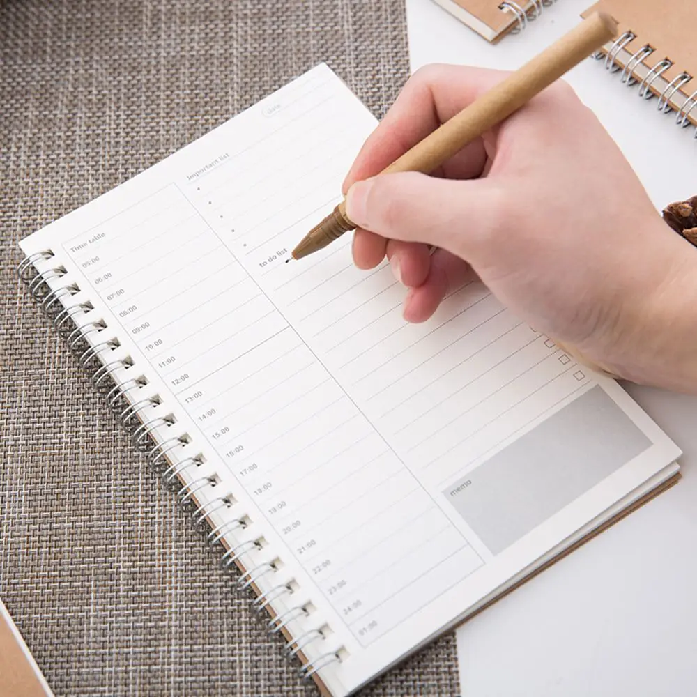 Ежедневно еженедельно ежемесячно план дневник 96 страницами для планирования