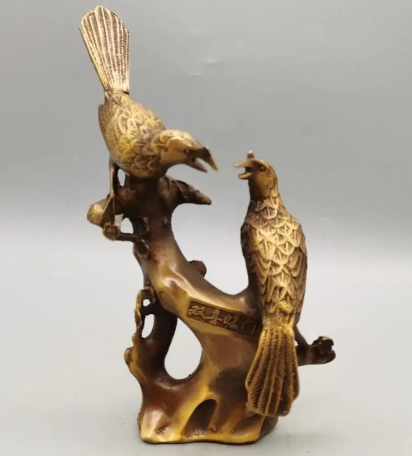 

China brass magpie alighted on plum branch crafts statue