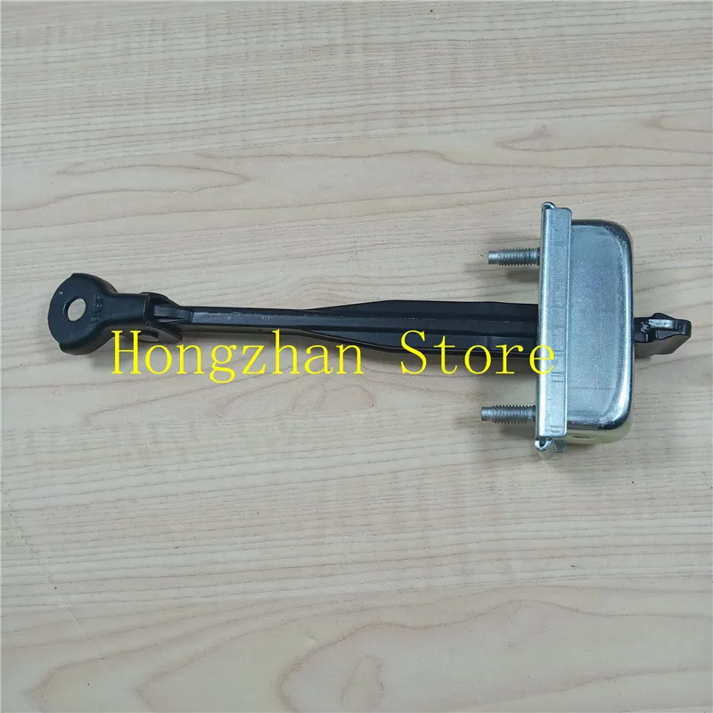 Ограничитель открывания двери для Chevrolet Cruze 95103843 95103842 13255727
