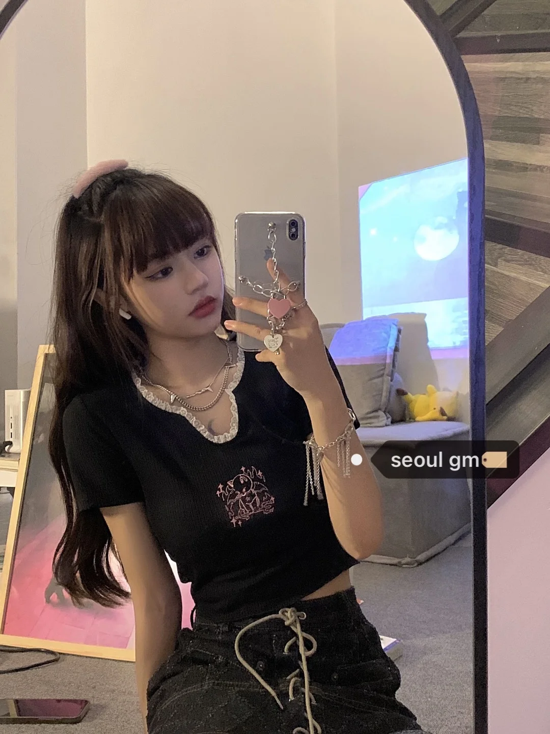 Милая Корейская футболка в иностранном стиле с V-образным вырезом кружевная