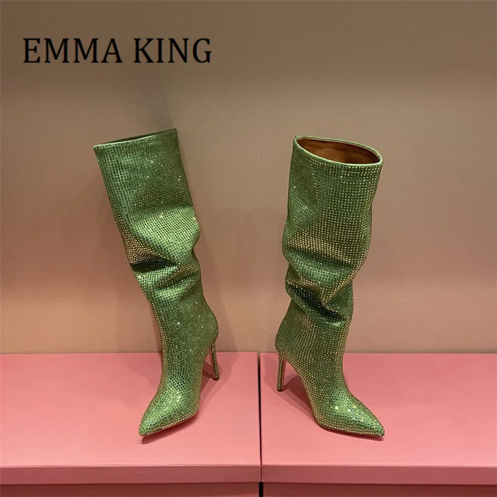 Женские замшевые сапоги до колена с кристаллами