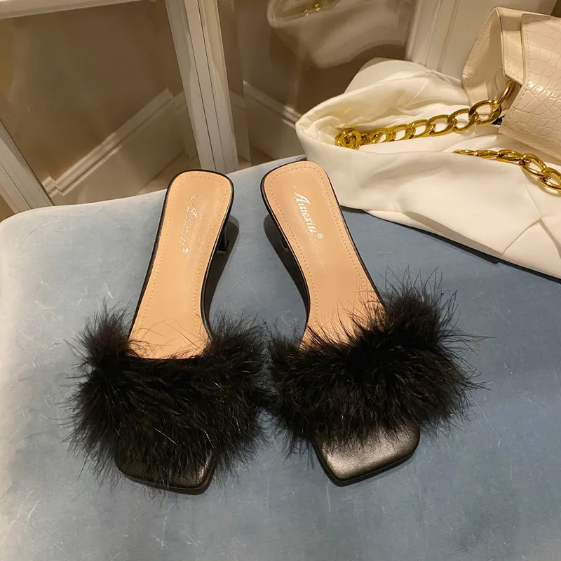 

Shoes Women Square heel Slippers Casual Pantofle Flock Slides Fur Flip Flops Med Soft Block Luxury Summer 2021 Plush Fashion Ro