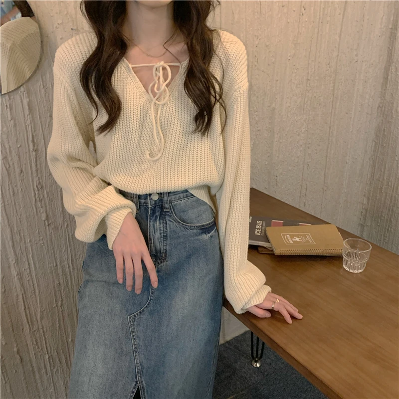 

Knitted Top for Women 2020 Autumn and Winter New Casual Loose V-neck Short Sweater Pure Color All-Matching Pullover Bottoming