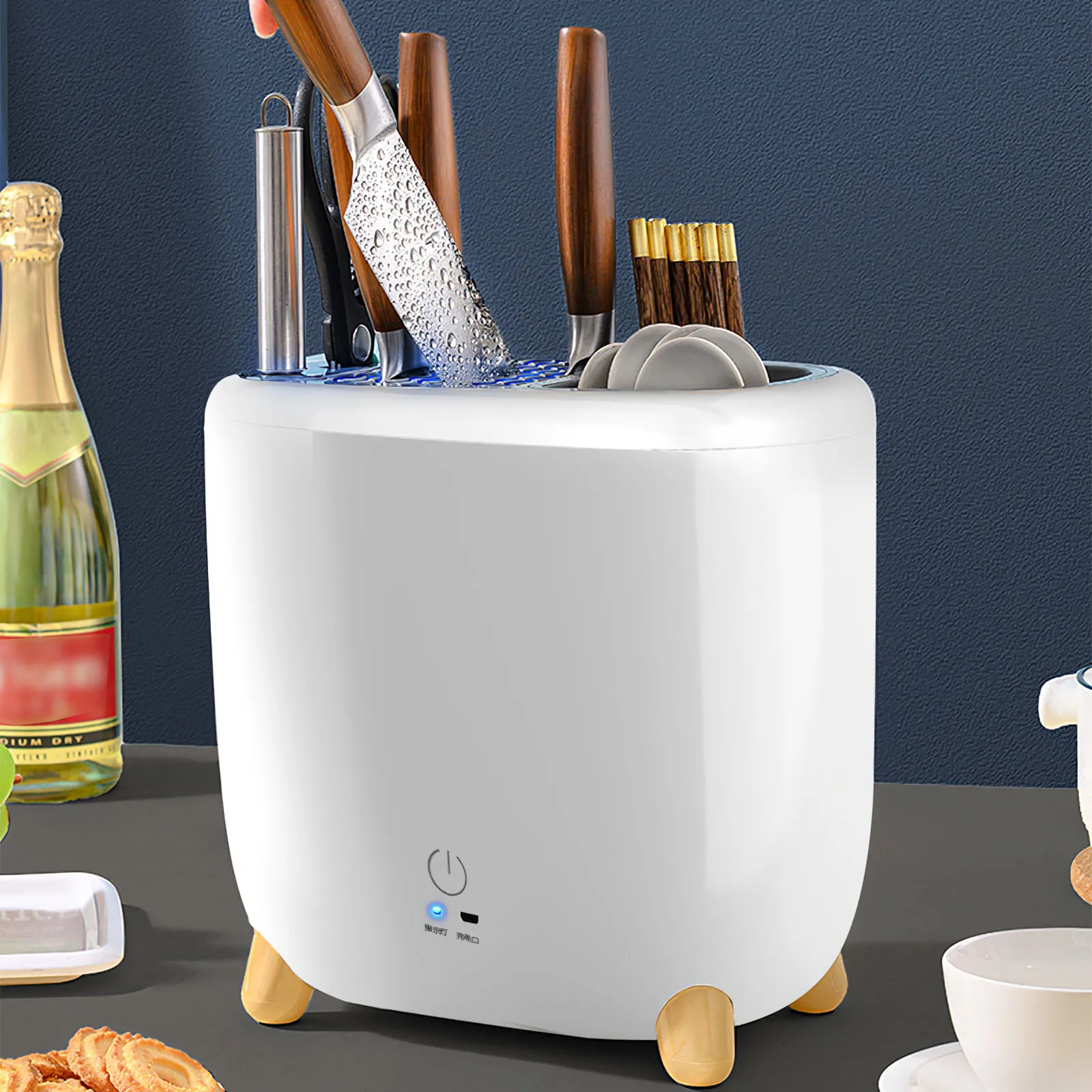 

UV Sterilizer Sterilize Chopsticks Storage Box Sterilize Knife Holder Drying Knives Chopsticks Scissors Kitchen Supplies