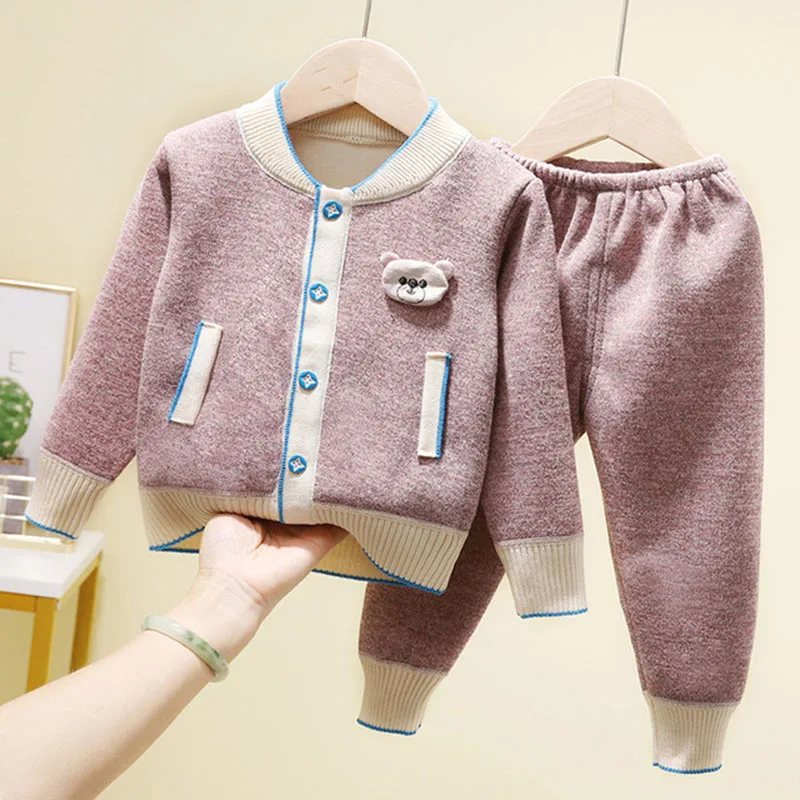 Новая осенне зимняя детская одежда с рисунком 2020 г. Детский бархатный костюм