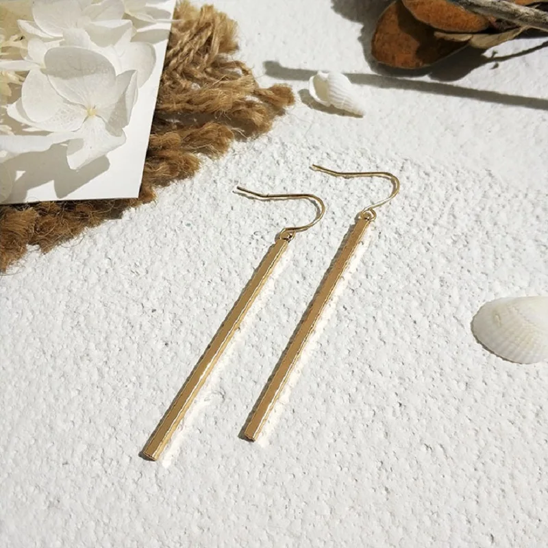 

Simple gold metal strip long drop long tassels earrings for women Temperament jewelry line jewelry