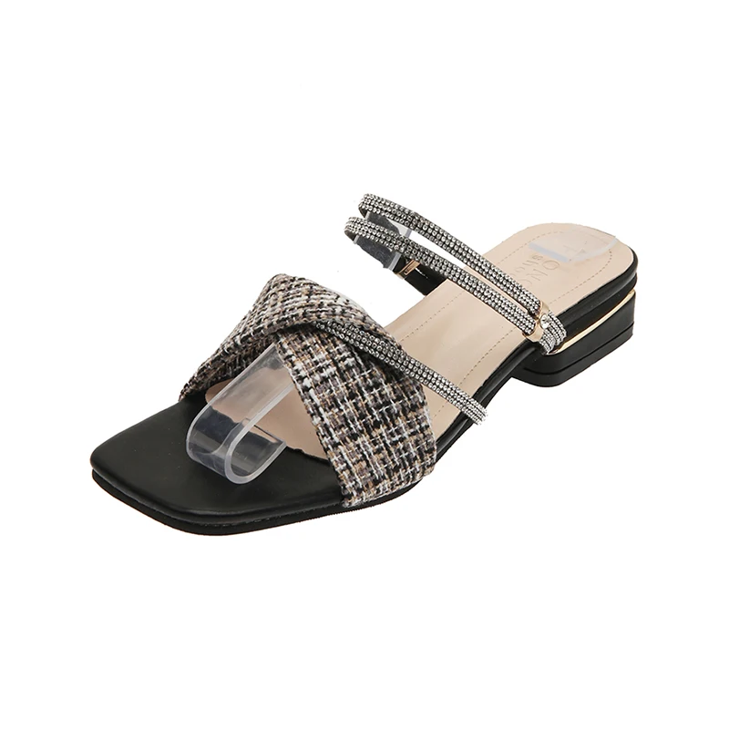 

Low Slippers Casual Glitter Slides Shoes Woman 2021 Beige Heeled Sandals Square heel Pantofle Rubber Flip Flops Luxury Jelly Bla