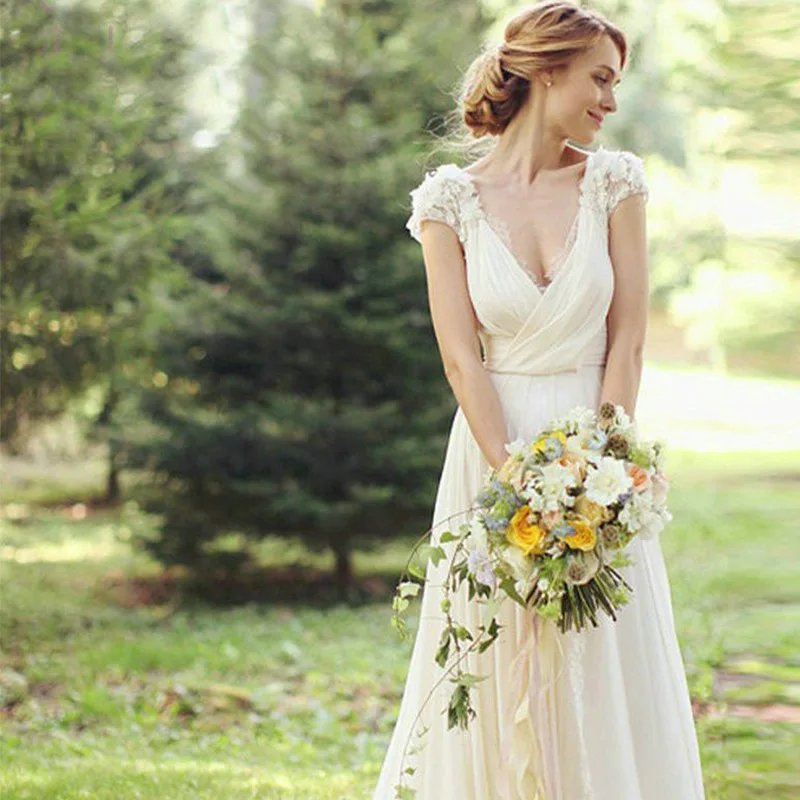 

Classic V-Neck Wedding Dresses short sleeves ivory Champagne A-line Appliques Floor Length Vestidos De Noiva 2020 Bridal Dresses