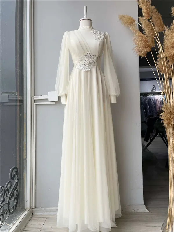 

Ivory Tulle Appliques Long Sleeve Muslim Wedding Dresses for Bride High Neck Arabic Dubai Wedding Bridal Gowns Robe De Mariage