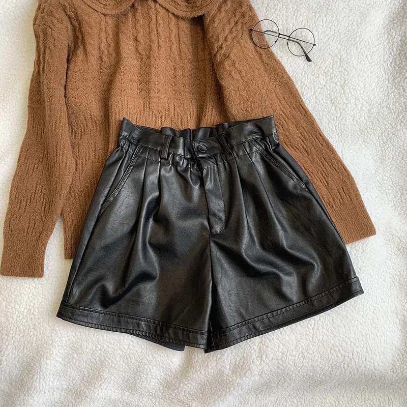 

PU Leather Women Shorts Elastic Waist 2021 Autumn Winter Shorts Women's Korean Black High Waist A- Line Lace Wide Leg Hotpants