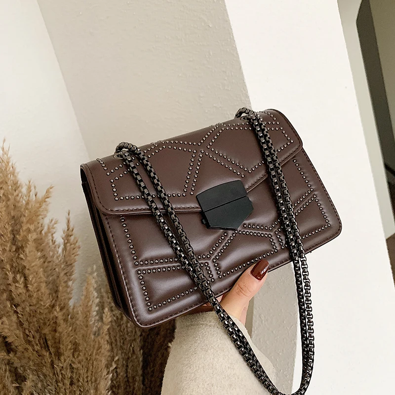 Сумка мессенджер на ремне для женщин в стиле панк Фэнтезийный модный саквояж