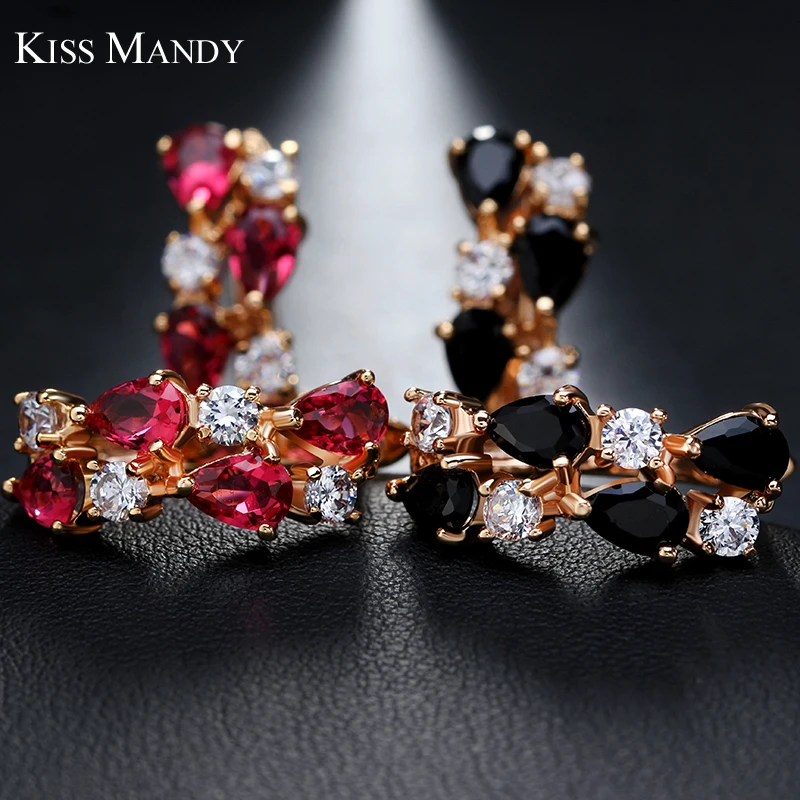 Элегантные дизайнерские женские серьги KISS MANDY с 8 кубиками циркона в форме капли
