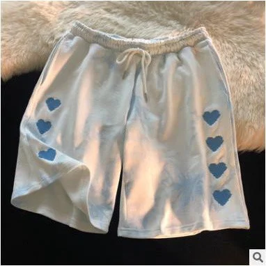 

Fashionable casual shorts for women