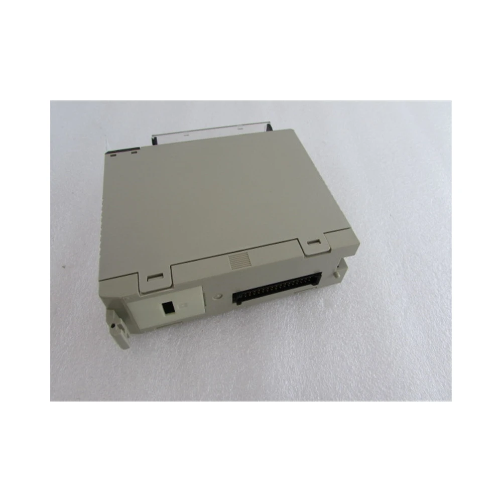

new and genuine omron brand plc CS1W-ID231
