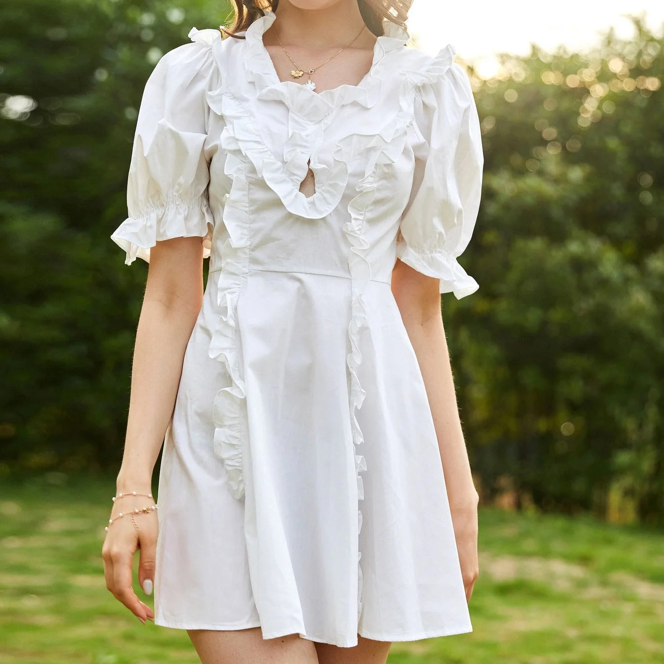 

Summer Square-Neck Breast Hollow Out White Dress Sexy Elegant Short Sleeve Ruched Backless Lace Up Mini Dresses 2021 Dress Women