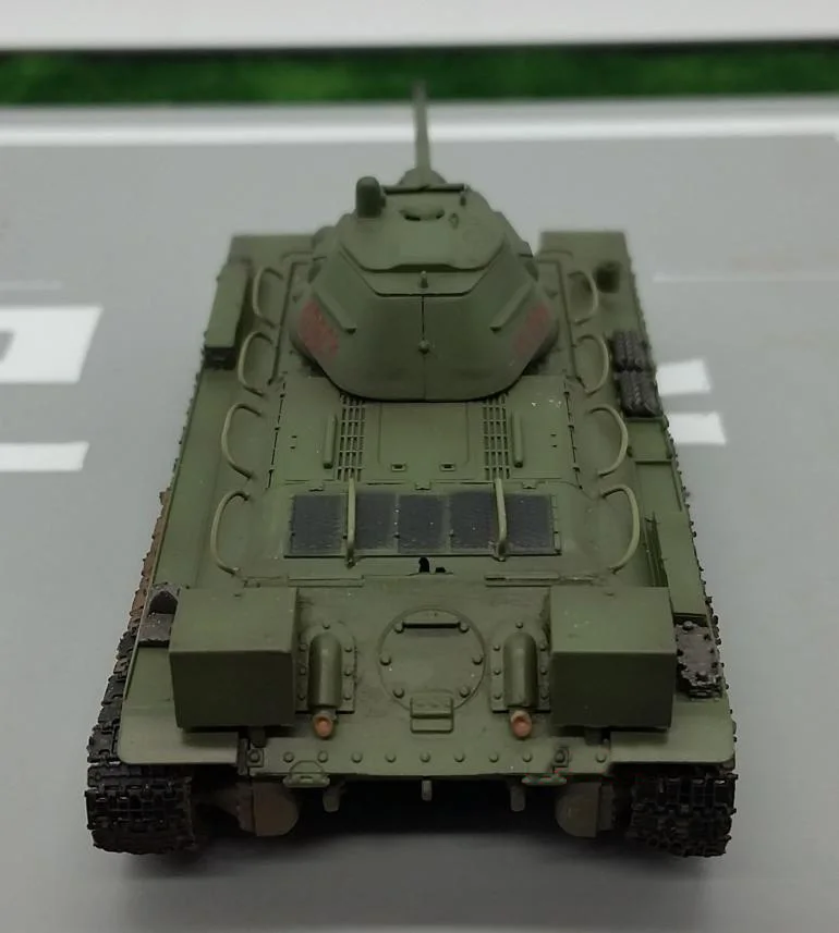 Модель трубача № 1:72 времен Второй мировой войны советский Танк среднего размера