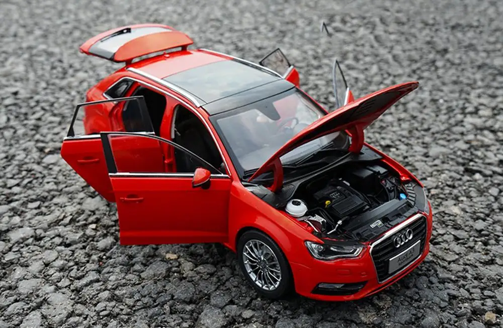 Оригинальный авторизованный подлинный сплав 1/18 масштаб Audi A3 Sportback красный литье