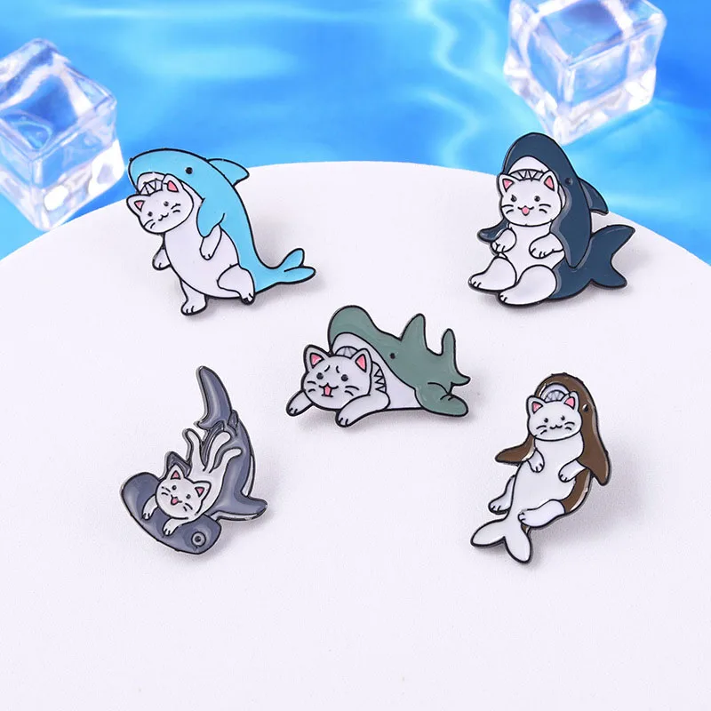 

Cute Cartoon Shark Cat Brooch For Backpacks Enamel Shirt Pins Brooches for Women Badge Pines Mental Brooches Jewelry Accessories