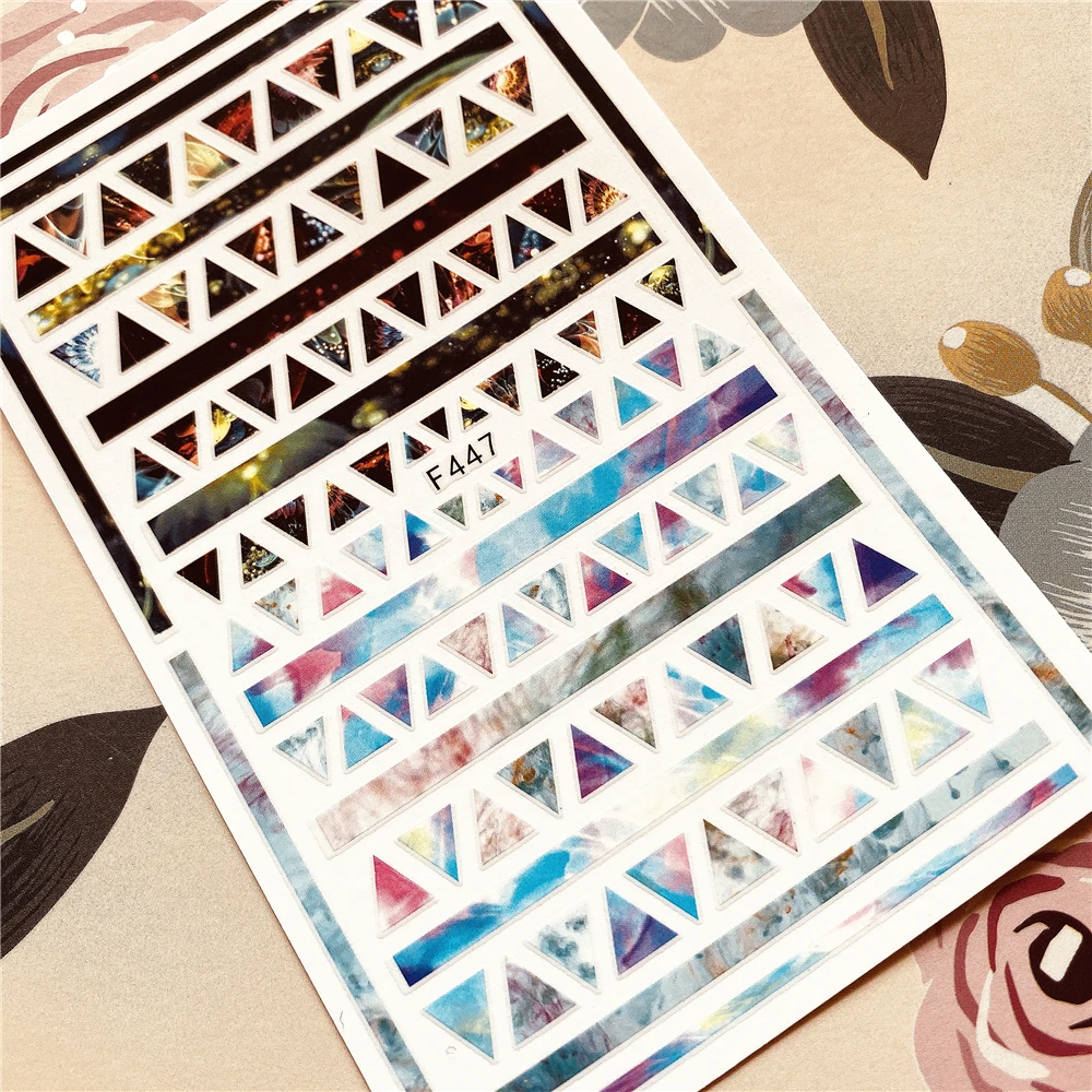 Перевернутый треугольник узор серии 3D пластиковая аппликация для ногтей