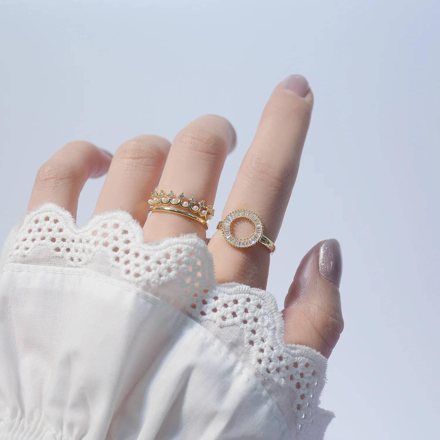 

Ins Hot Sale14K Real Gold Round Simple Crown Double Temperament Pearl Open Design Cz Ring for Women Daily Jewelry