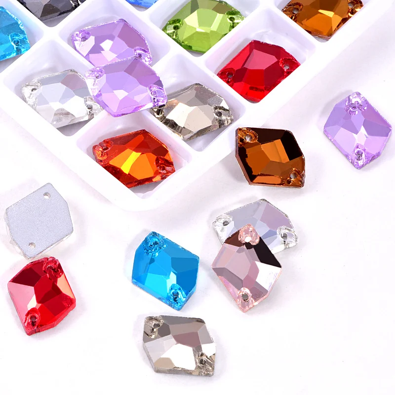 Стеклянные стразы космической формы смешанных цветов 5 размеров прозрачные с