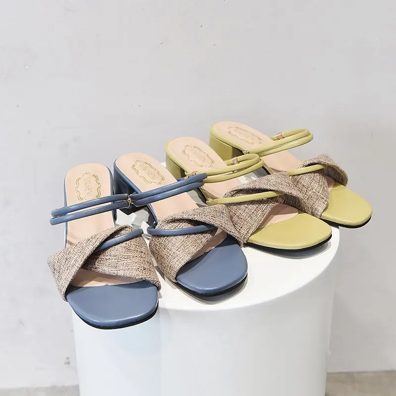 

Med Slippers Women Summer Square heel Shoes Pantofle Slides Fashion Block Soft 2021 Luxury Fabric Hoof Heels PU Rome Rubber