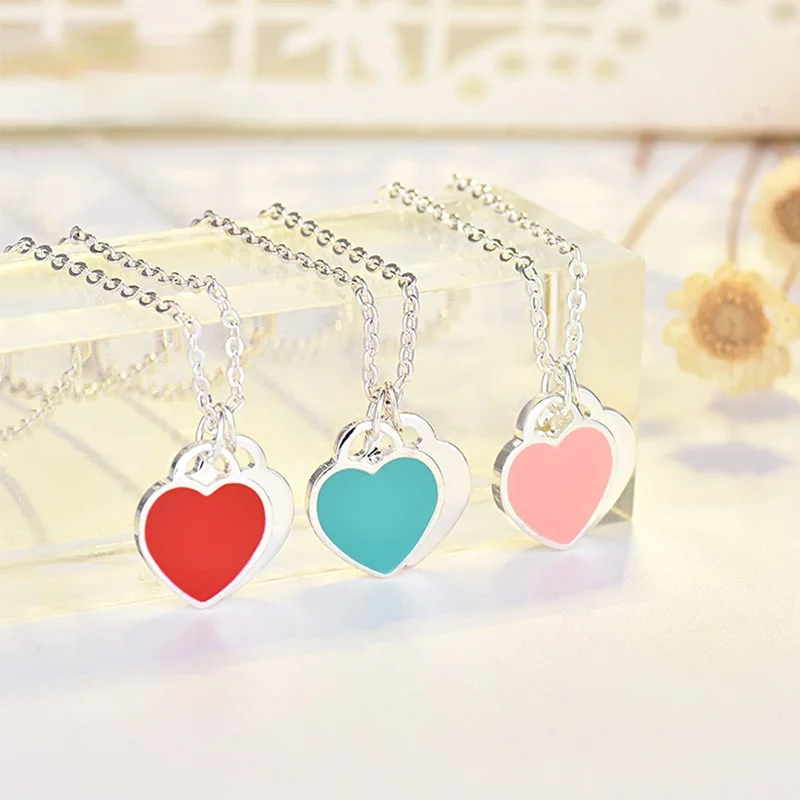 

Simple Oil Dripping Enamel Heart-shaped Pendant Necklace Romantic Women's Necklace Girlfriends Birthday Jewelry Boring