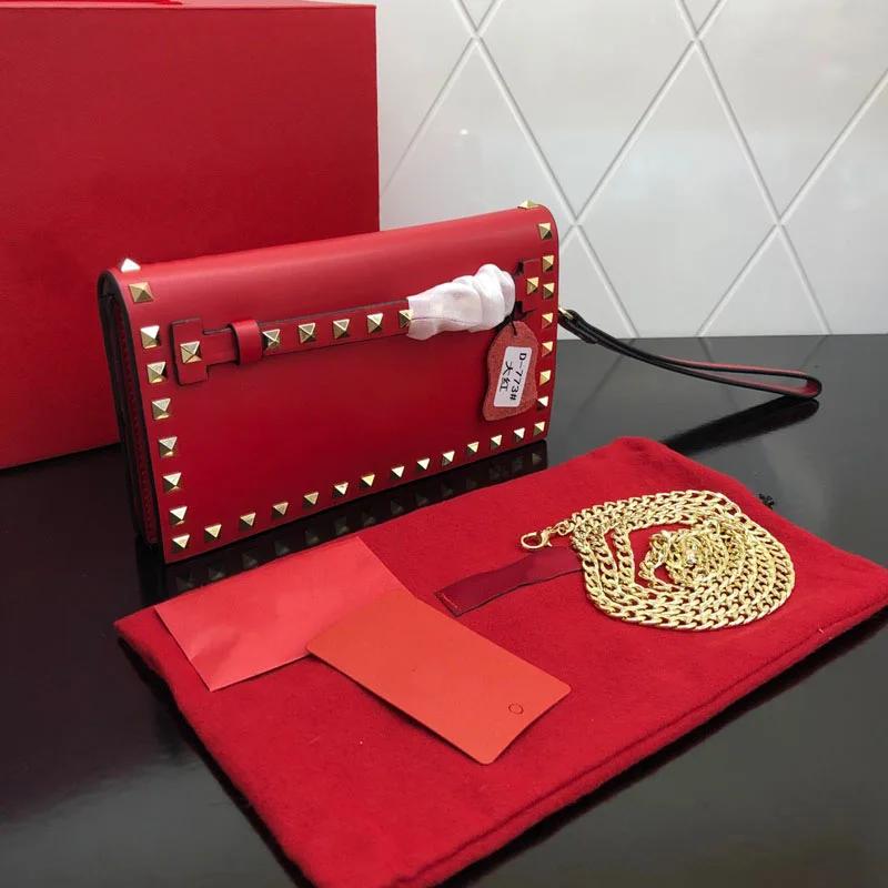 

New Genuine Leather Rivet Envelope Bag Women's Mature Hand Bag Soft Cow Leather Banquet Bag Messenger Chain Small Square Bag
