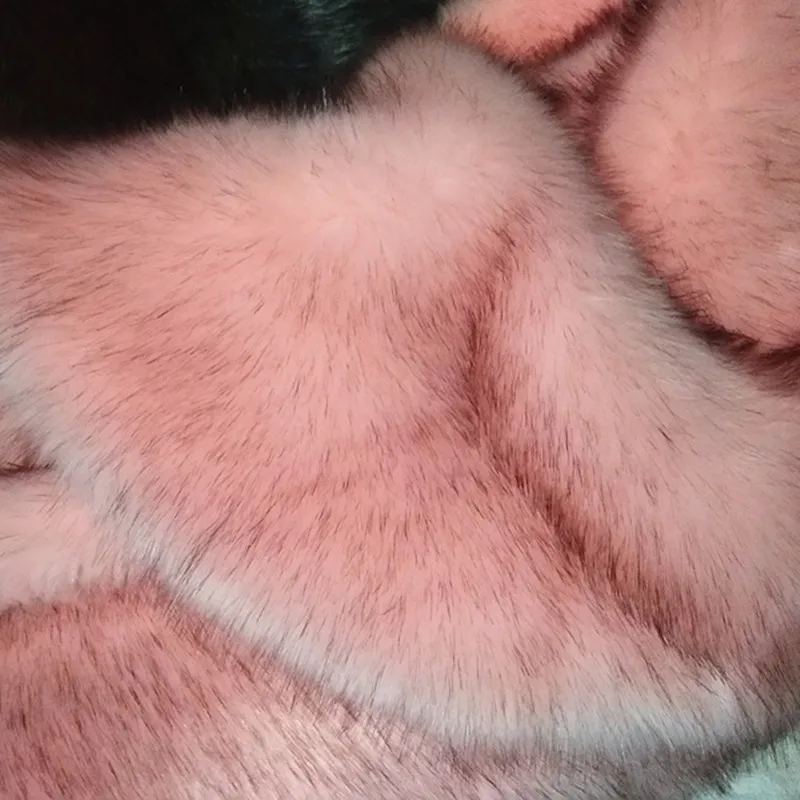 Новая розовая окрашенная искусственная ткань из лисьего меха для модели