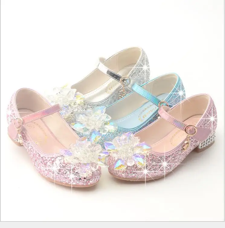 

Модные кожаные туфли для девочек детские туфли принцессы на высоком каблуке Туфли с круглым носком на мягкой подошве для маленьких девочек туфли принцессы с кристаллами на высоком каблуке