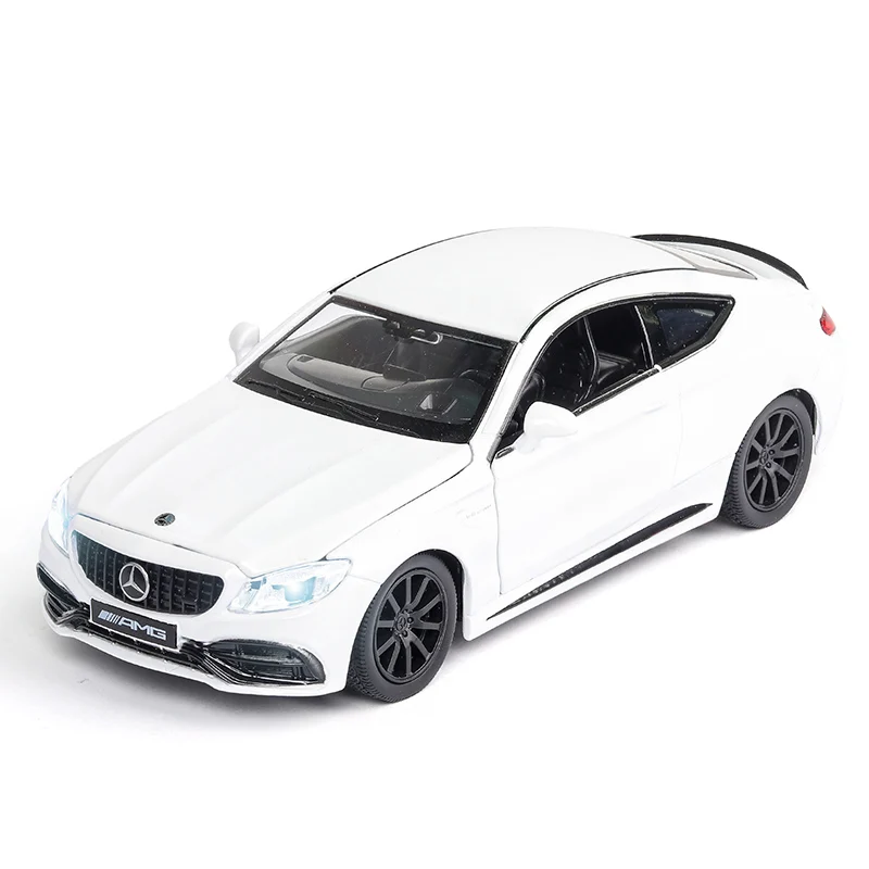 Модель AMG C63S V8 из сплава 1:32 3 цвета | Игрушки и хобби