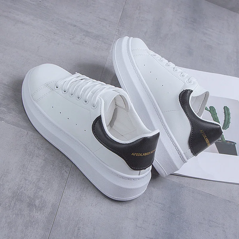 Кроссовки женские на платформе повседневные лоферы мягкая подошва классические