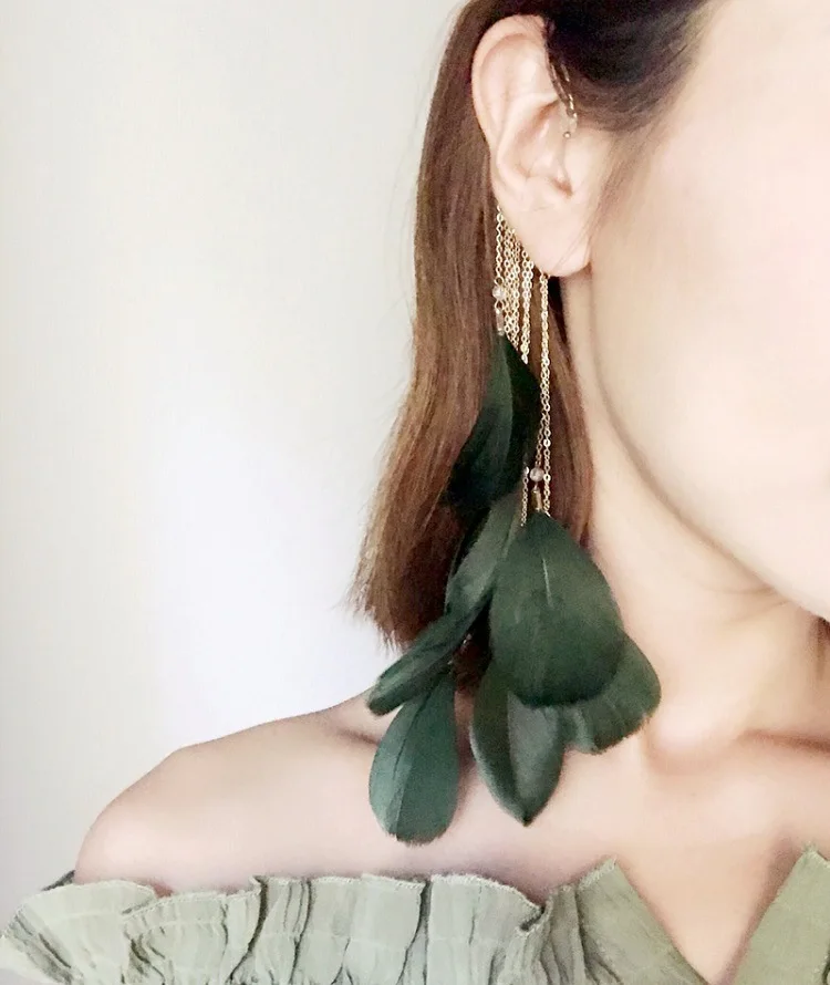 Богемные длинные серьги кисточки с листьями перьями новые без пирсинга